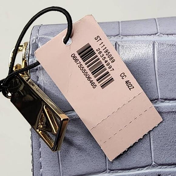 Victoria's Secret The Victoria Wallet Limited Edition Skyflower Blue Croc Pebble - Picture 9 of 10